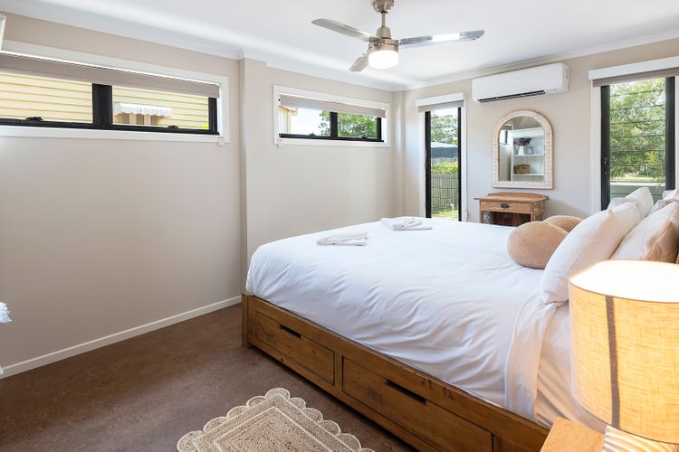 Central Torquay Treasure Close To Beach