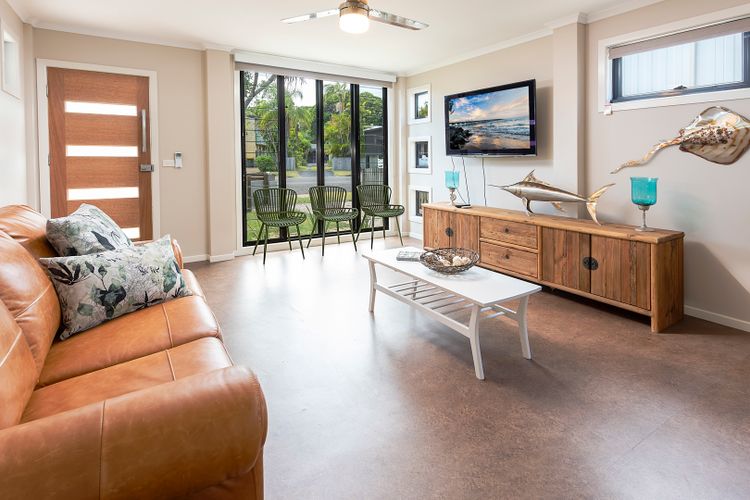 Central Torquay Treasure Close To Beach