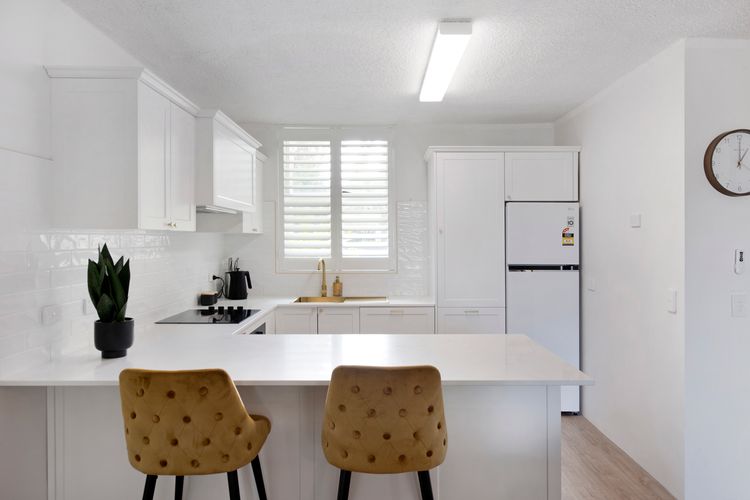 Beautifully Renovated Two Bedroom Apartment