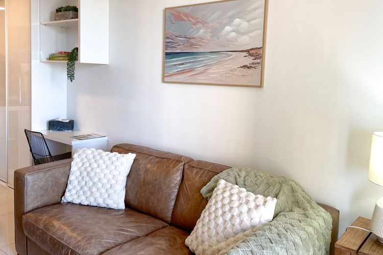 Ocean Views – Stylish 1 Bedroom in Surfers Paradise