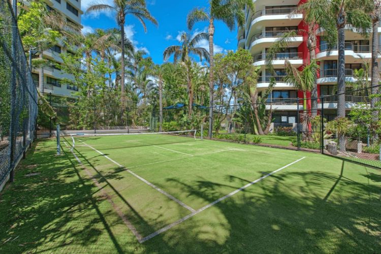 Ocean Views – Stylish 1 Bedroom in Surfers Paradise