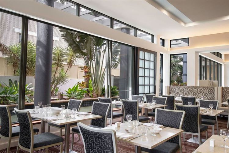 Legends Resort Surfers Paradise – Dual Key