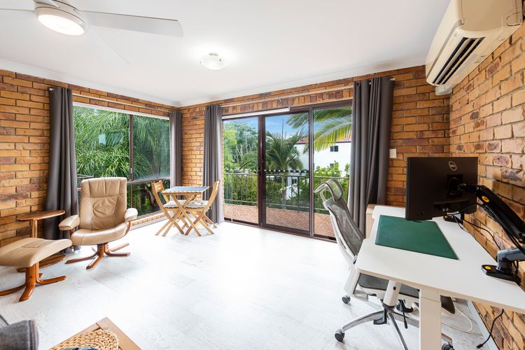 Two Bedroom Torquay Esplanade Escape