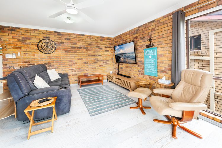 Two Bedroom Torquay Esplanade Escape