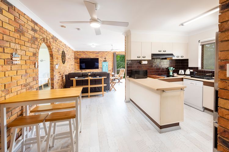 Two Bedroom Torquay Esplanade Escape