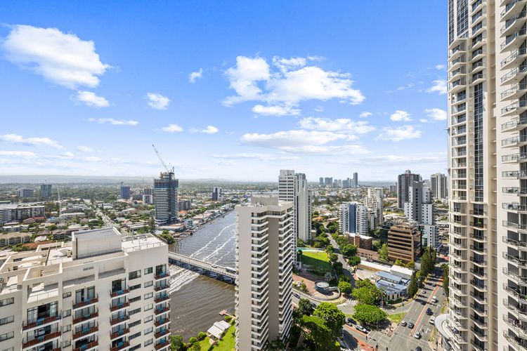 Deluxe 2 Bedroom Apartment Ocean and Hinterland Views