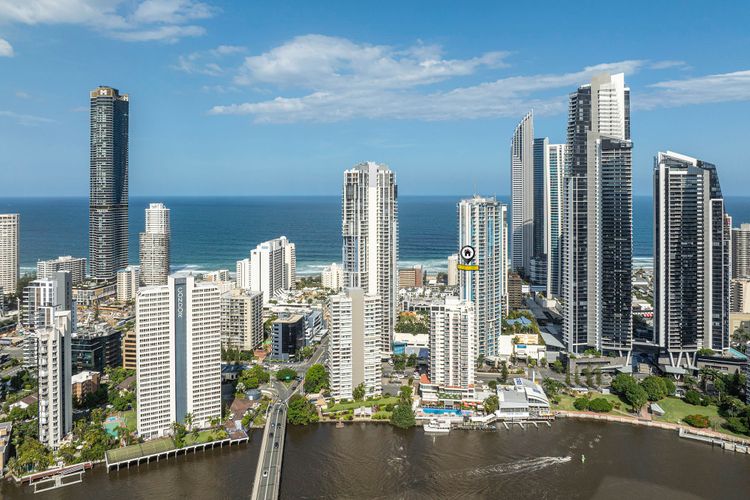 Deluxe 2 Bedroom Apartment Ocean and Hinterland Views