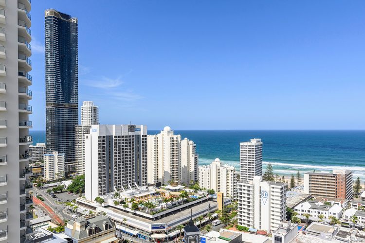 Deluxe 2 Bedroom Apartment Ocean and Hinterland Views
