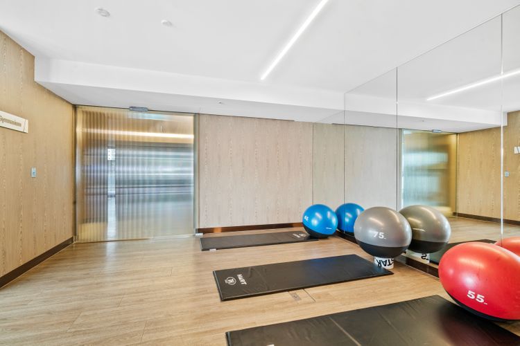 Jewel Residences – Luxury One Bedroom Apartment