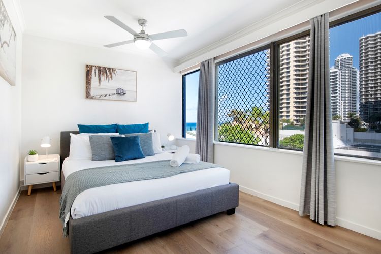 Top Of The Mark Central Surfers Paradise Apartment