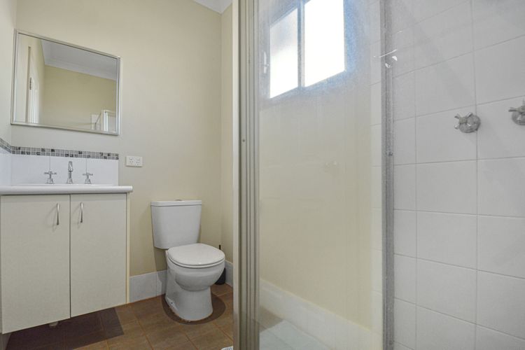 Marvellous McKay 3×2 Close to CBD