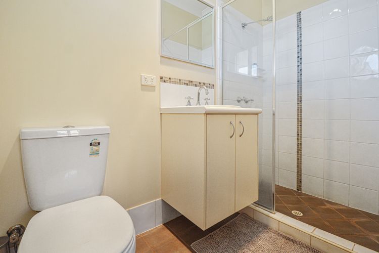 Marvellous McKay 3×2 Close to CBD