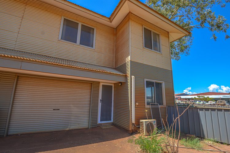 Marvellous McKay 3×2 Close to CBD