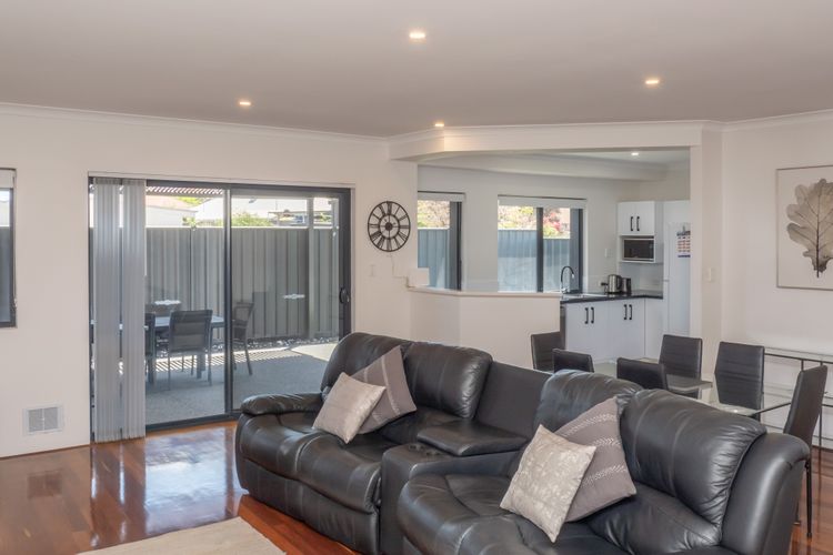 Hollow Beach House – Bunbury
