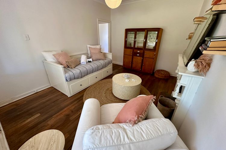 Barefoot Beach Cottage