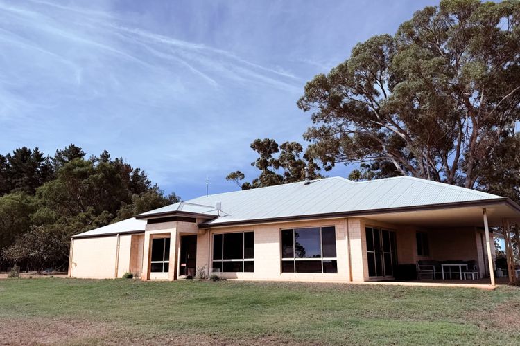 Chapman Hill Estate