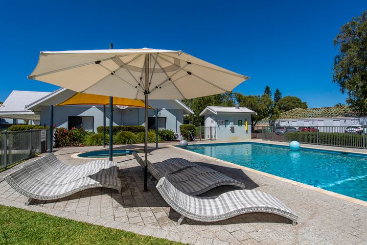 Escape to Villa 4 – Cape View Resort