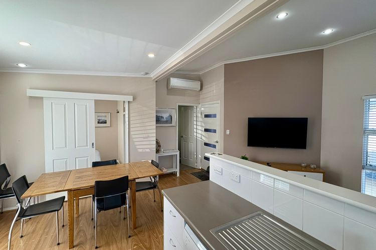 The Beach Quarters
