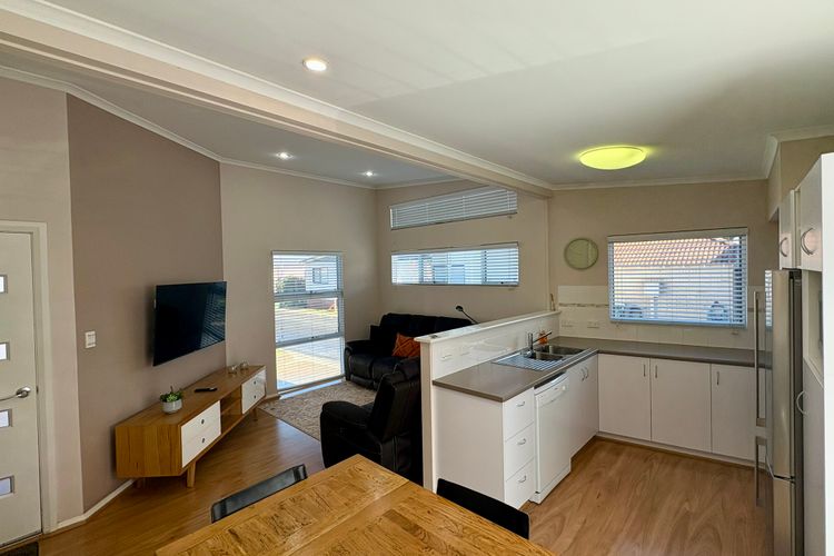The Beach Quarters