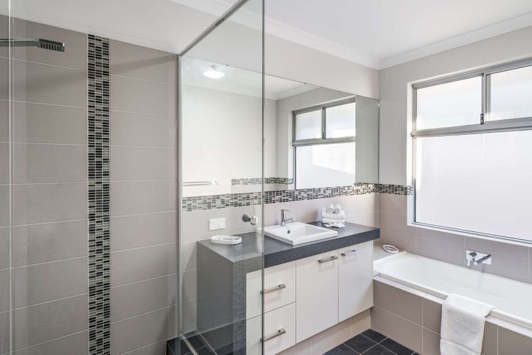 Stylish Marina-Front Getaway – Port Geographe