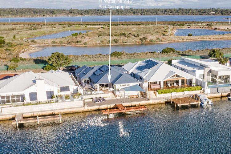 Stylish Marina-Front Getaway – Port Geographe