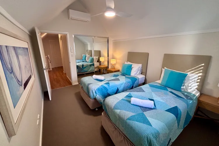 Escape to 67 at Cape View