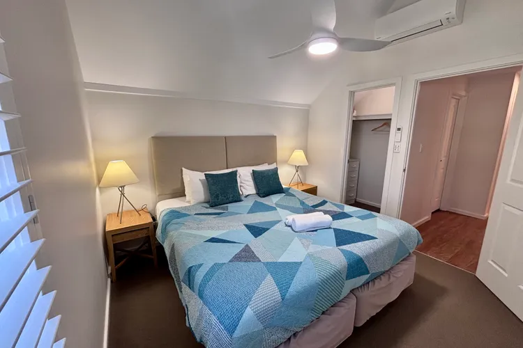 Escape to 67 at Cape View