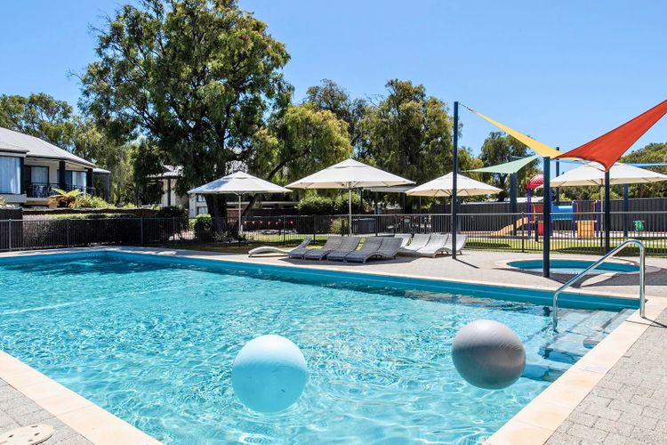 Escape to 28 at Cape View