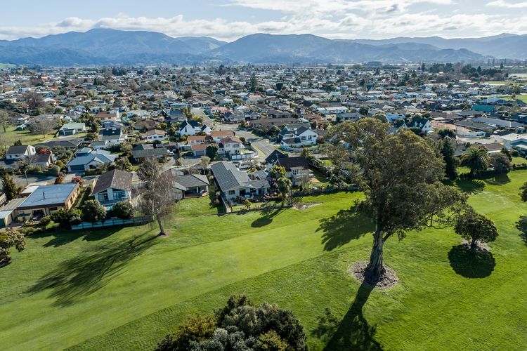 Stay and Play in Motueka