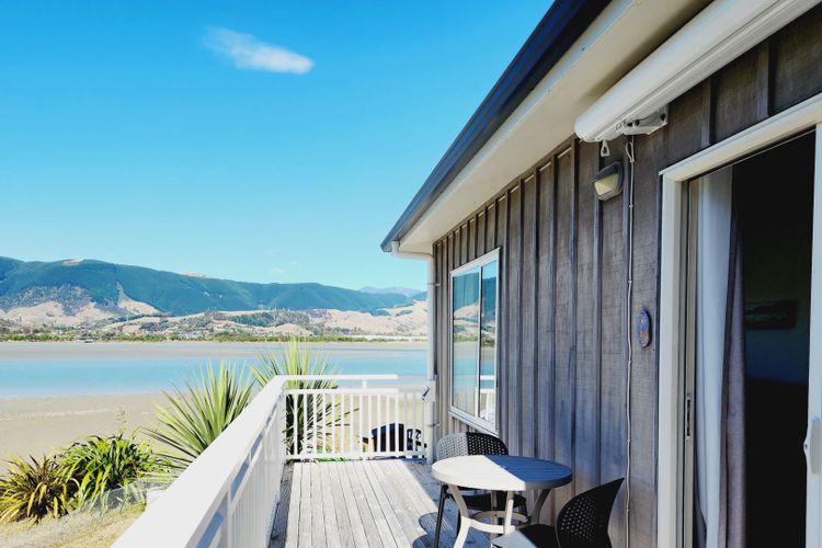 Nelson Beachside Retreat