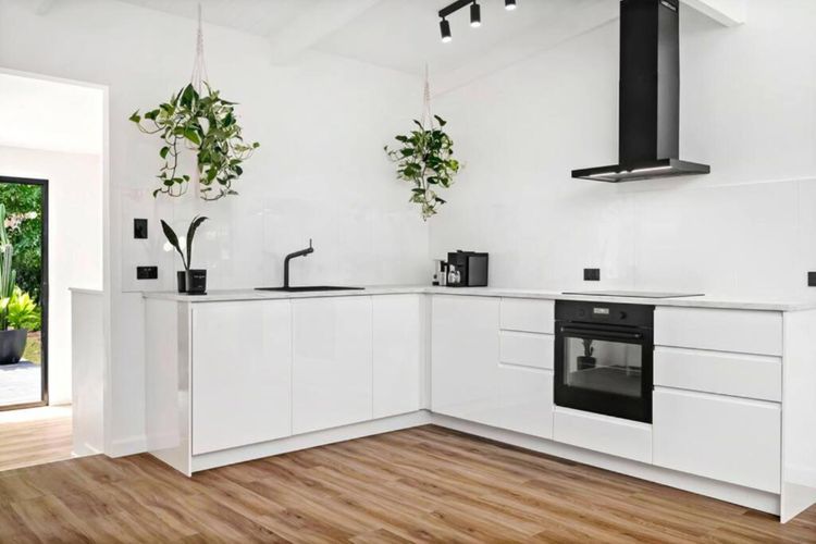 Eune House