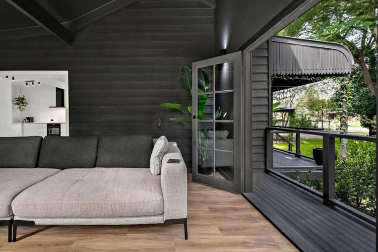 Eune House