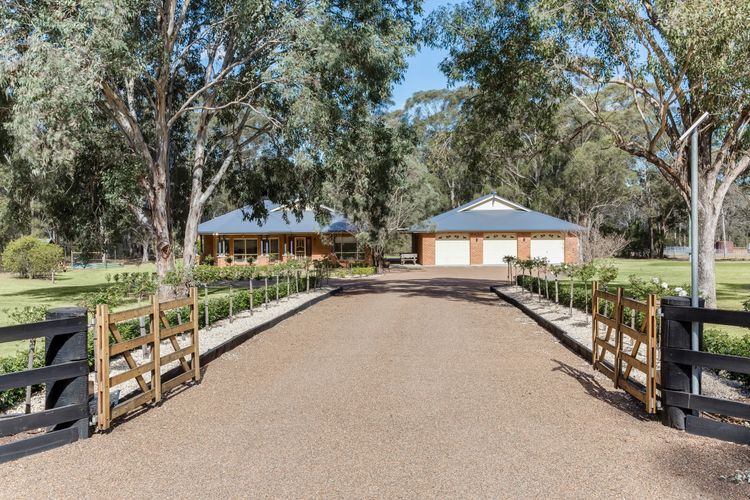 Amelia Rose Estate
