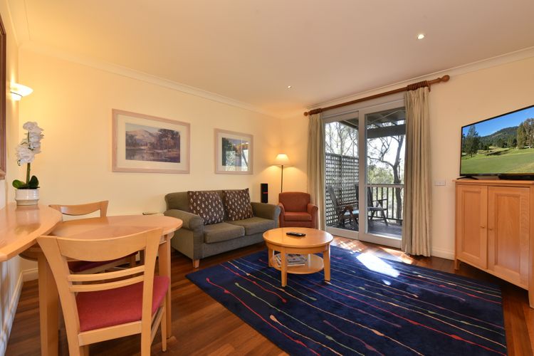 Private 1bdr Villa Pinot located within Cypress Lakes Resort