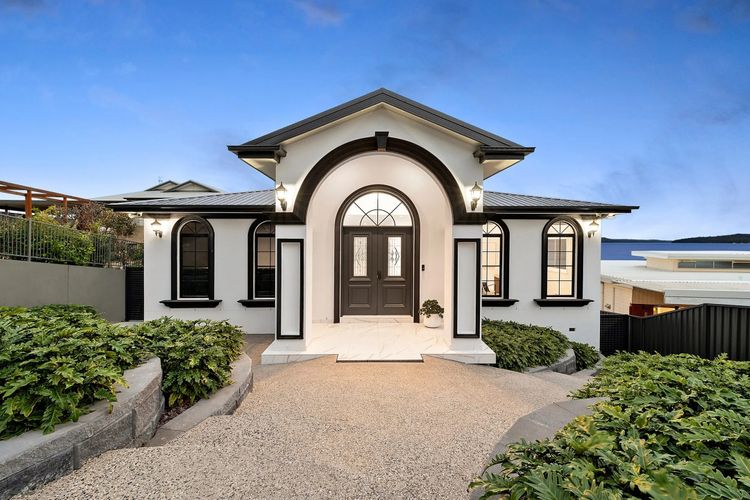 Lake Manor Retreat your Luxury Waterfront Getaway with Cinema and Private Jetty