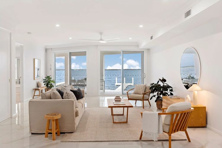 Lake Manor Retreat your Luxury Waterfront Getaway with Cinema and Private Jetty