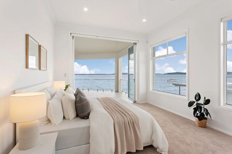 Lake Manor Retreat your Luxury Waterfront Getaway with Cinema and Private Jetty