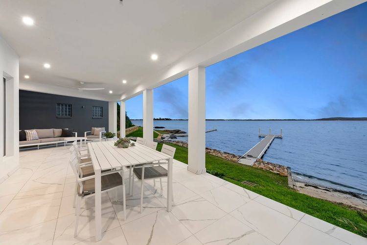 Lake Manor Retreat your Luxury Waterfront Getaway with Cinema and Private Jetty