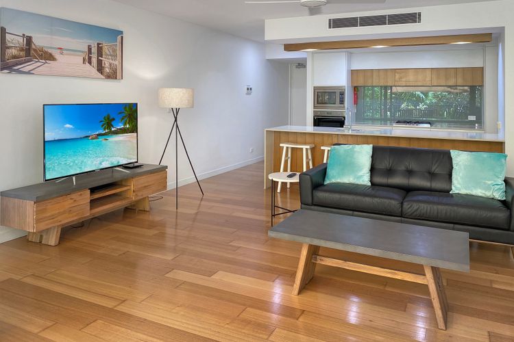 Maggies Beachfront Apt. 9