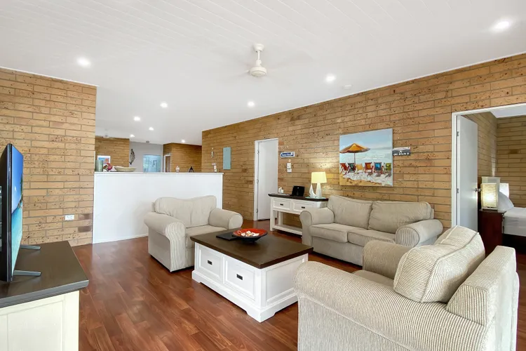 Peg’s Beach House