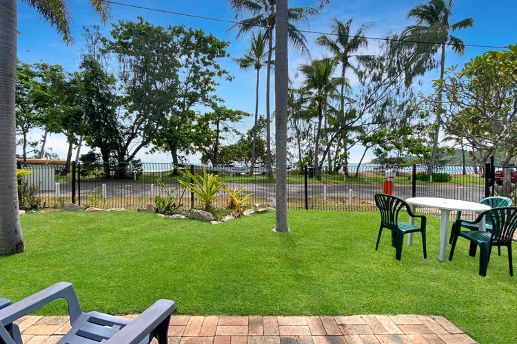 Peg’s Beach House