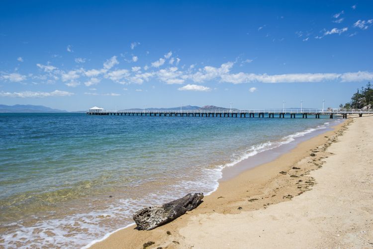 Picnic Bay Apartments Unit 1