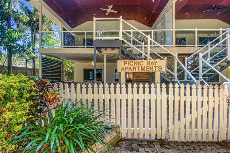 Picnic Bay Apartments Unit 1