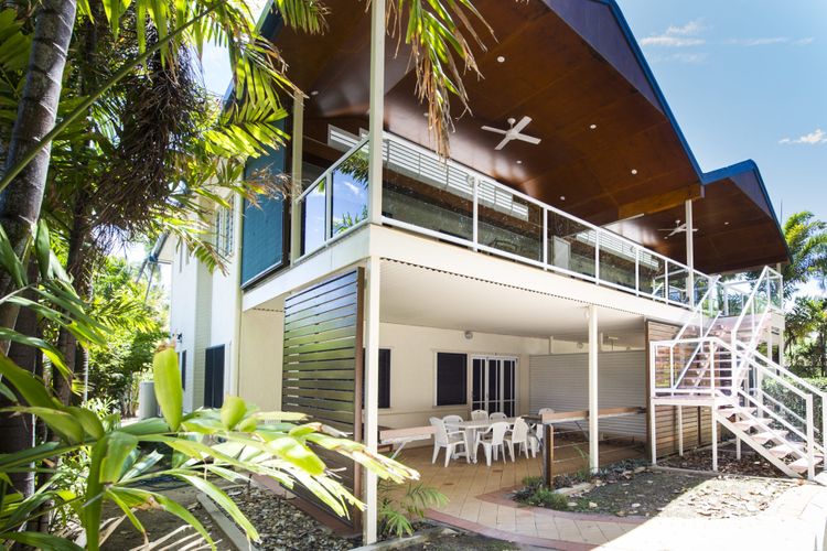 Picnic Bay Apartments Unit 1