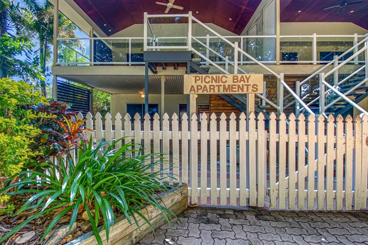 Picnic Bay Apartments Unit 1
