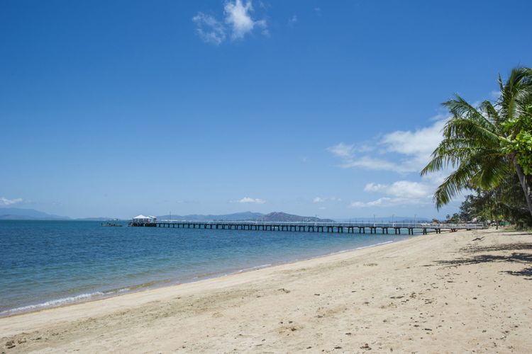 Picnic Bay Apartments Unit 1