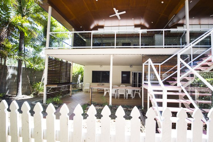 Picnic Bay Apartments Unit 1