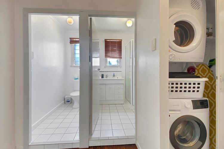 Picnic Bay Apartments Unit 3