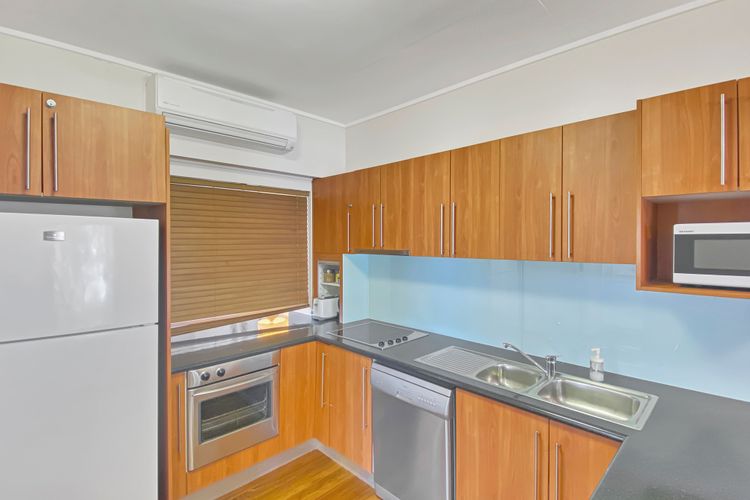 Picnic Bay Apartments Unit 3