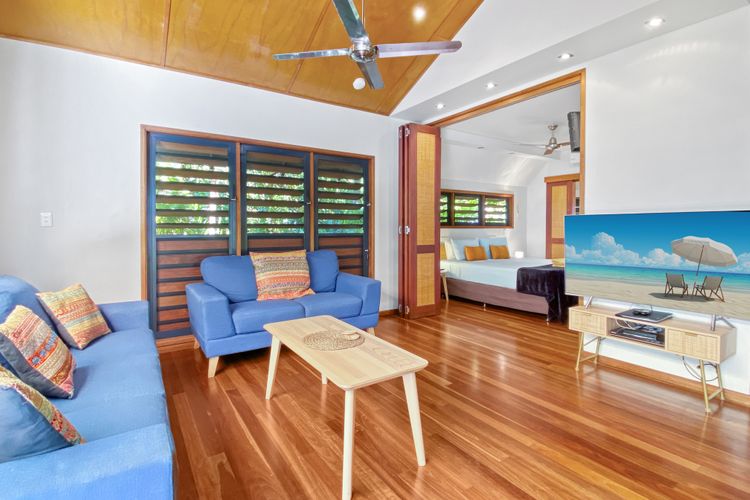 Pure Magnetic Villa 4
